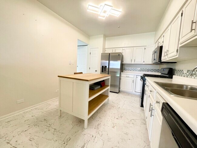 Foto del edificio - 131 Morningside Ln E