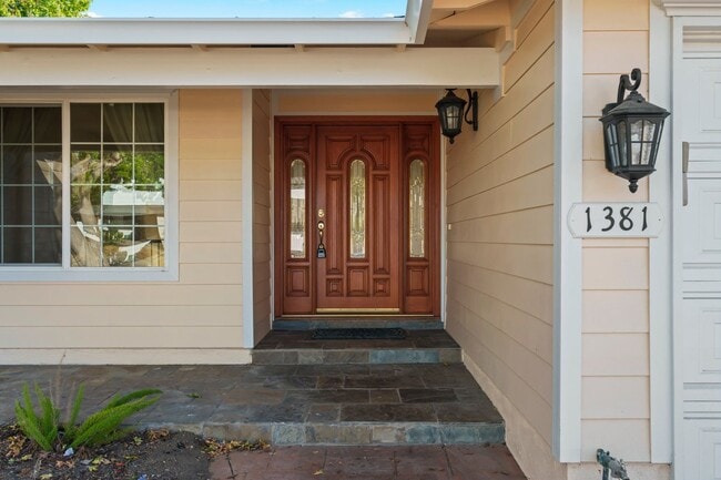 Building Photo - POOL PARADISE IN A COVETED NEIGHBORHOOD STYLISH UPGRADES | EXTREME CONVENIENCE