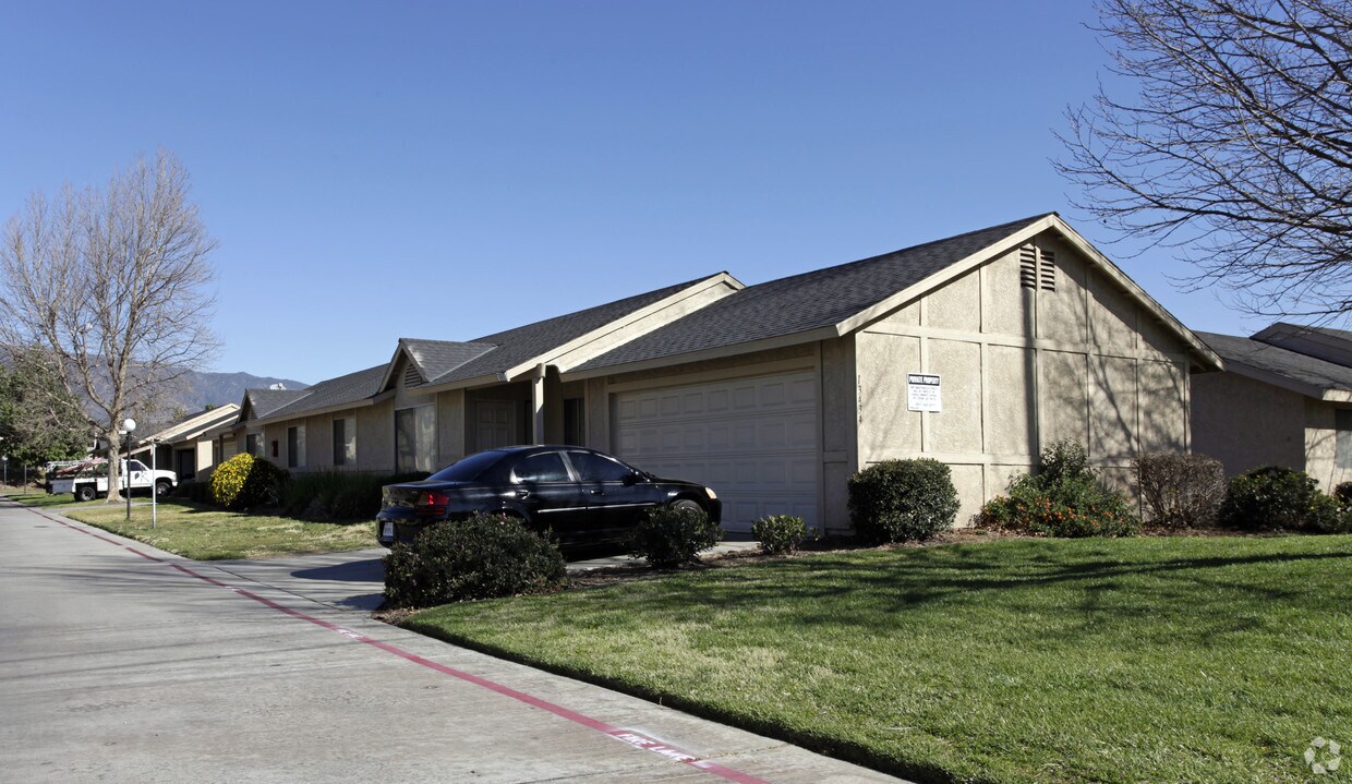 Foto del edificio - 13434 Chestnut Ave