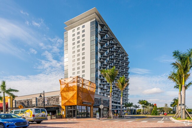 5300 Paseo Apartments - Doral, FL | Apartments.com