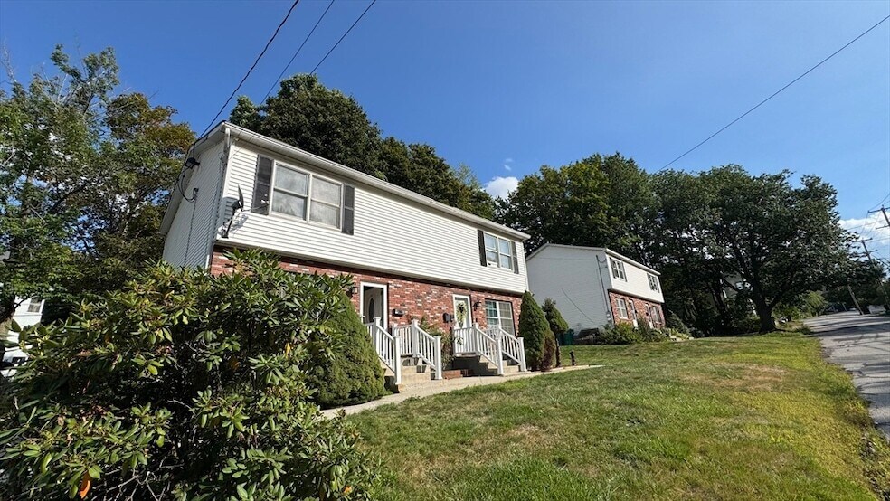 Foto principal - 151-153-153 Oak Hill Rd