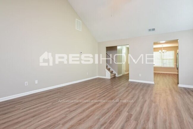 Building Photo - 4308 Persian Ct Sw