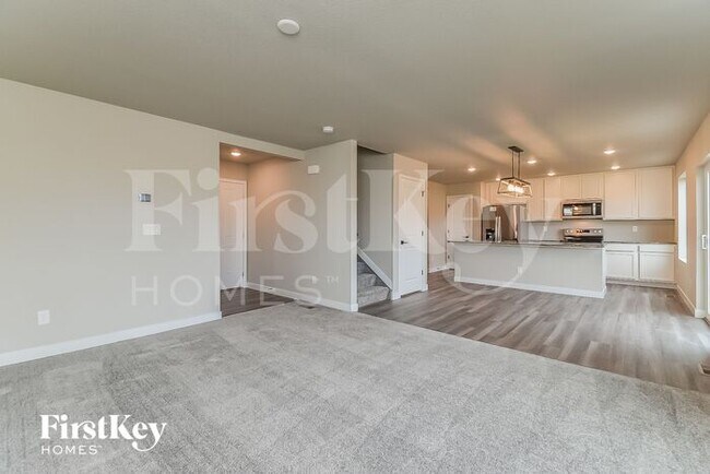 Building Photo - 10285 Luneth Dr