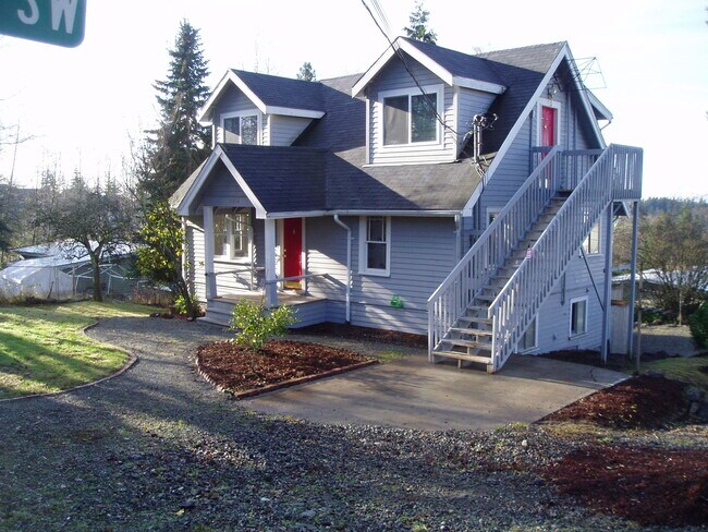 Building Photo - 15212 40th Avenue West