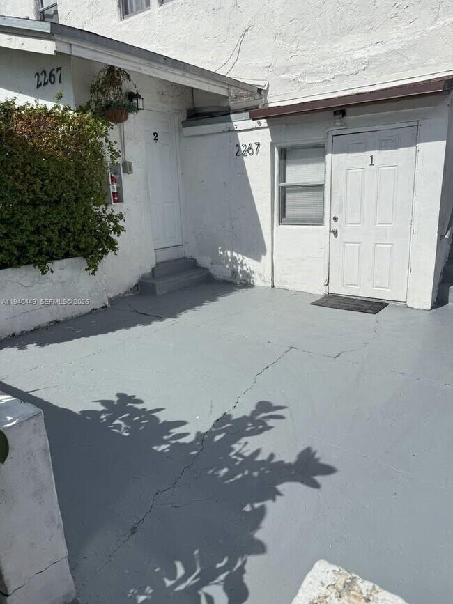 Building Photo - 2267 SW 16th St