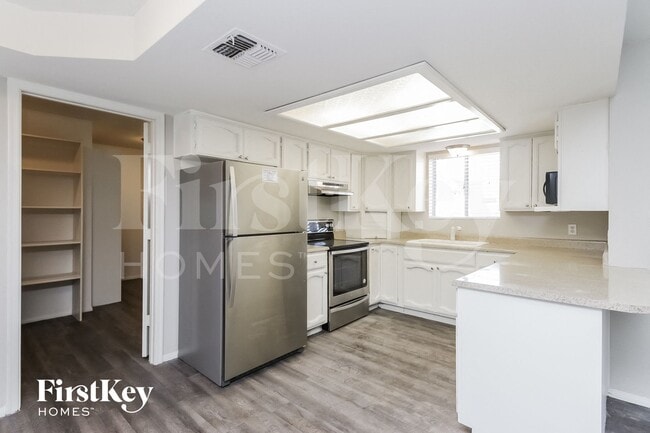 Foto del edificio - 3928 E Garnet Cir