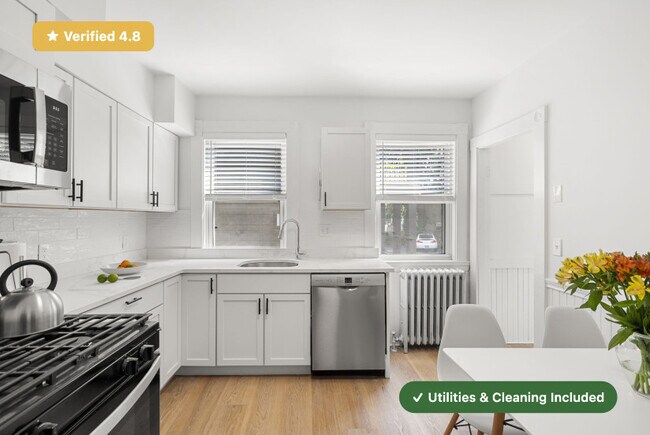 Foto del edificio - Furnished Bedroom in Jamaica Plain