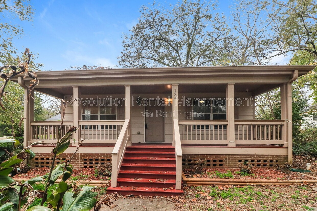 Photo - 134 N Alexander St