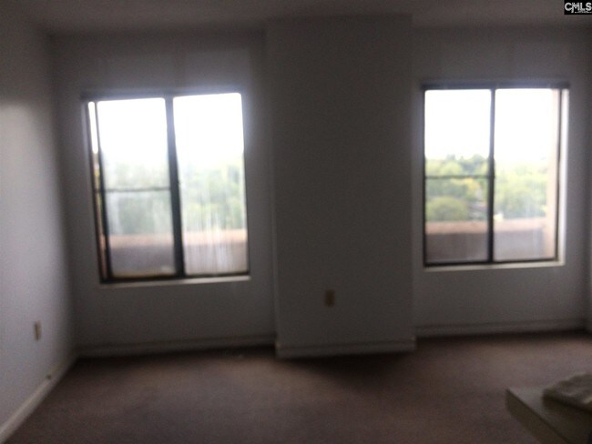 Foto del edificio - 1600 Park Cir