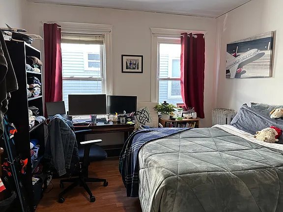 Building Photo - 11 Chester St