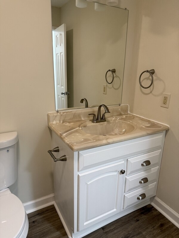 Building Photo - 3A Colquitt Circle