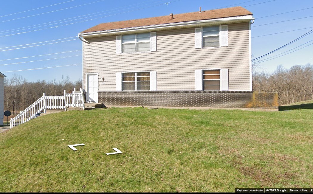 Foto principal - 6926 Ewing Ave