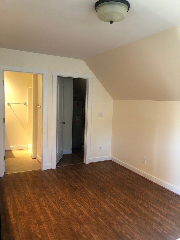 Building Photo - 109 Caty Ln