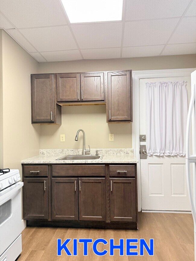 Foto del edificio - 1023 W 21st St