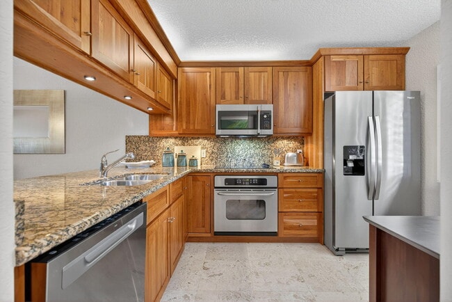 Building Photo - 401 Ocean Bluffs Blvd