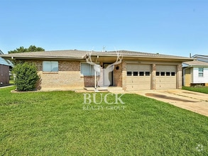 Building Photo - 705 N Dillon Ave