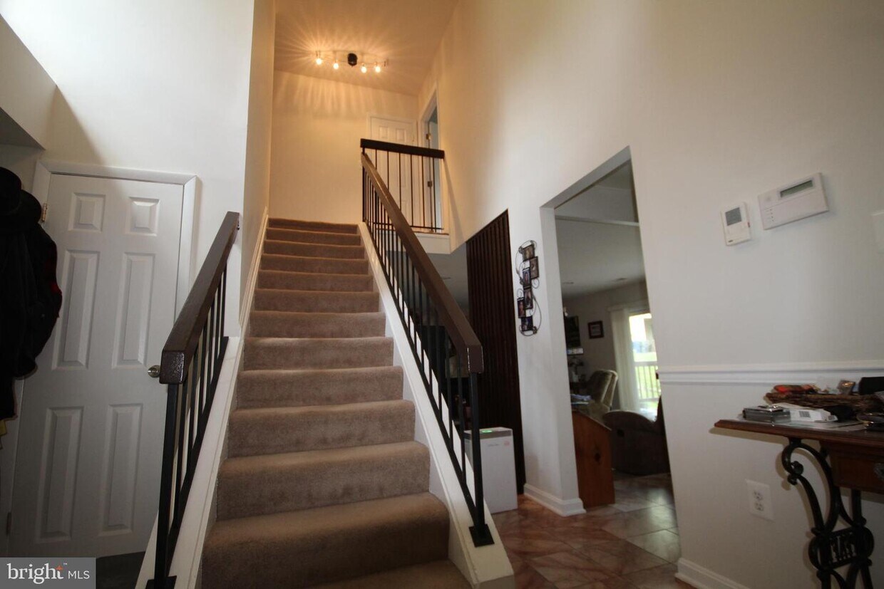 9003 Fort Craig Dr, Burke, VA 22015 House Rental in Burke, VA