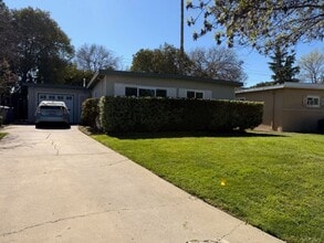 Building Photo - 1824 Haussler Dr