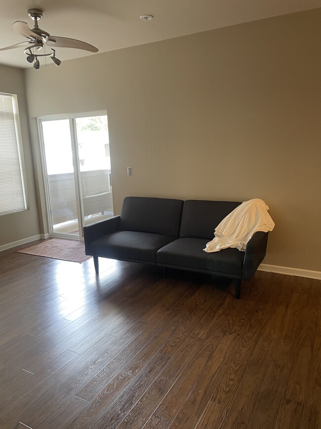 Living and sliding deck door - 4545 Wheaton Dr