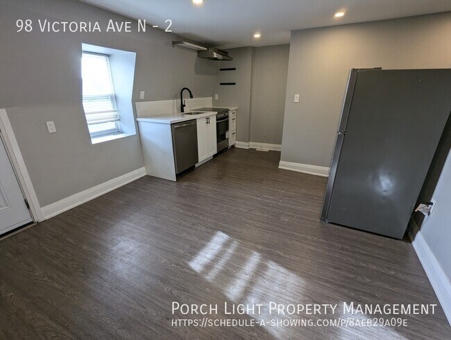 Photo du bâtiment - Modern 1 Bedroom Unit - Open Concept and Lots of Natural Light