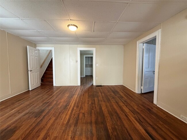 Building Photo - 107 Glenwood Ave