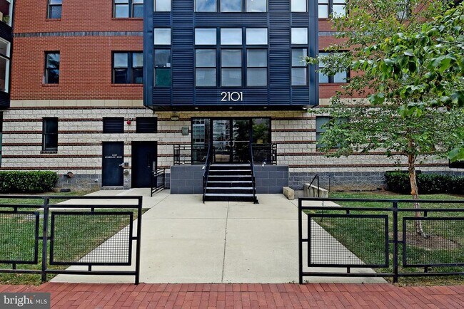 Foto del edificio - 2101 11th St NW