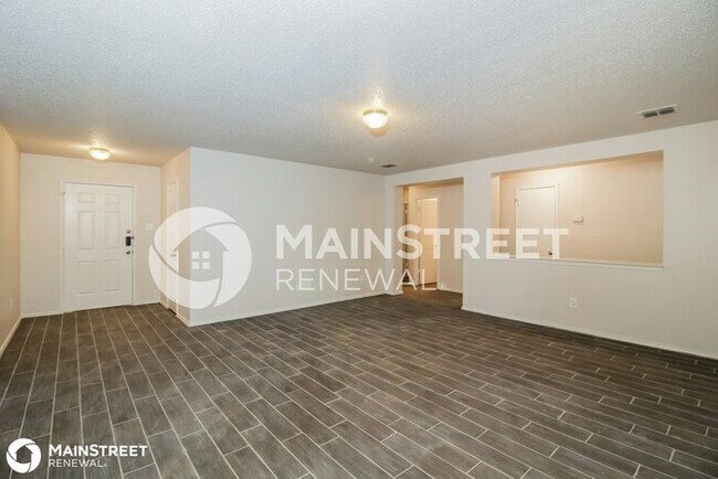 Building Photo - 13769 Canyon Ranch Rd, Roanoke, TX 76262