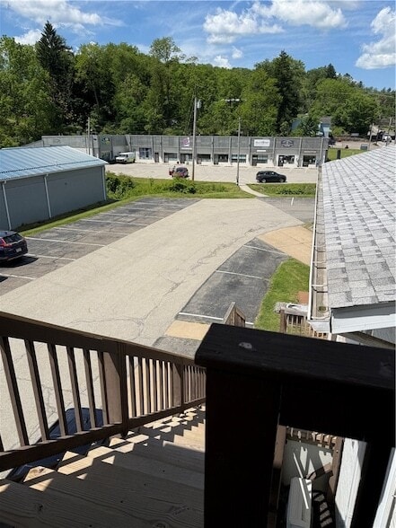 Building Photo - 5895 Heckert Rd
