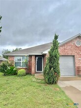 Building Photo - 6502 Temora Loop