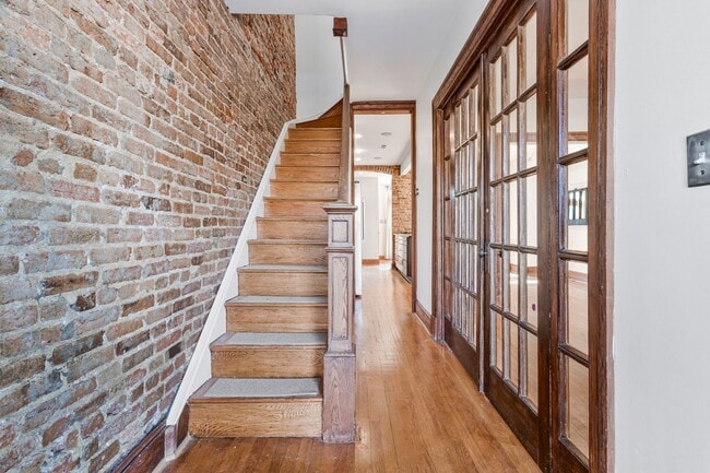 Photo - Big and Comfy Townhouse