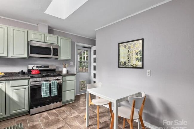 Foto del edificio - Must see home for everyone!!!