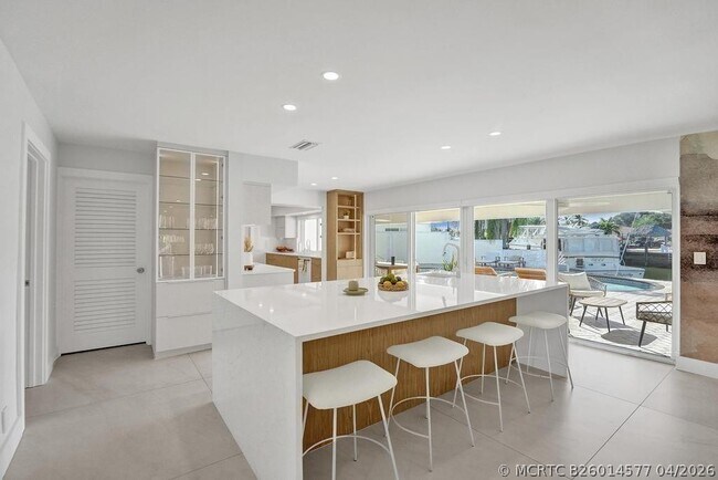 Foto del edificio - 5581 NE 31st Ave