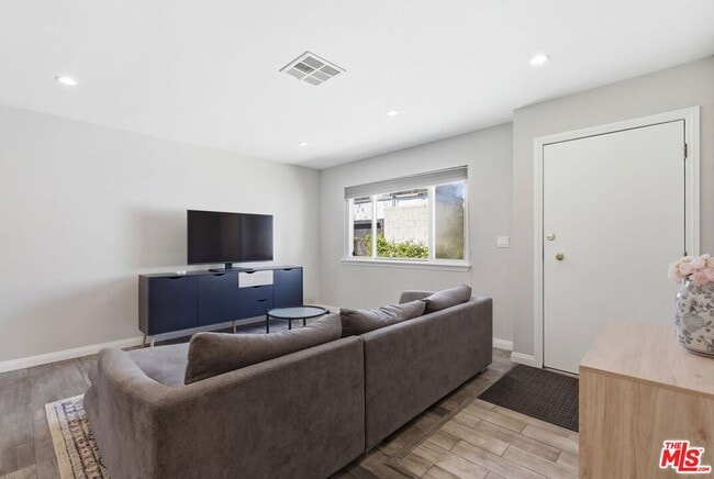 Foto del edificio - 2975 W Ave 33