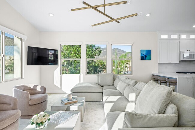 Building Photo - 424 Agua Vista Dr