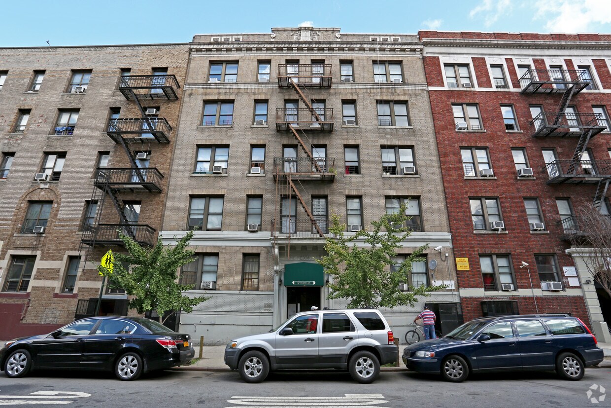 Building Photo - 72-74 Vermilyea Ave