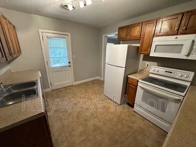 Foto del edificio - 3018 Acorn Rd