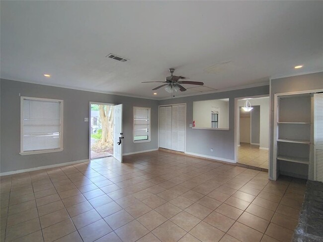 Building Photo - 11926 Rhinebeck Dr