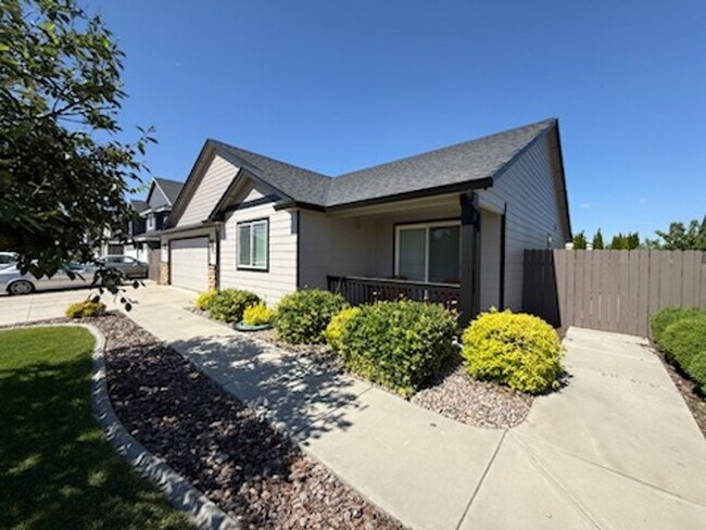 Foto del edificio - Single Story Home in Quiet Family Friendly Neighborhood