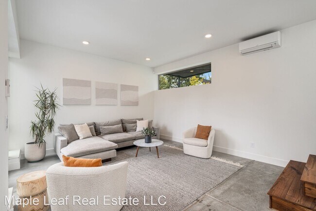 Foto del edificio - 4 br, 2.5 bath House - 6234 Flora Ave S