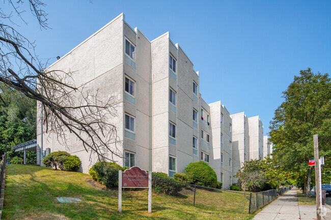 Building Photo - Highland Terrace Apartments