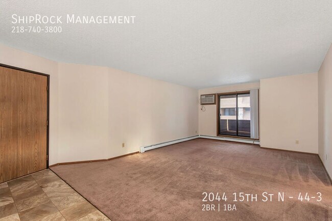 Foto del edificio - 2044 15th St N