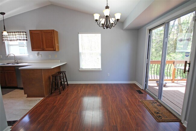 Foto del edificio - 2765 Whitecreek Ln