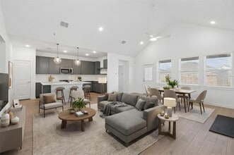 Building Photo - 698 Daniels Lk Ln
