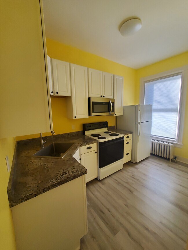 Foto del edificio - 364 N York St