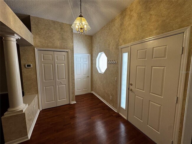 Foto del edificio - 101 Costa Mesa Dr