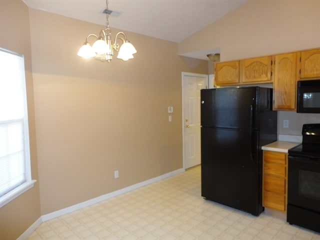 Building Photo - 2154 Meadow Glen Blvd