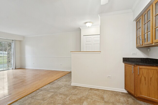 Foto del edificio - 1633 N Windsor Dr