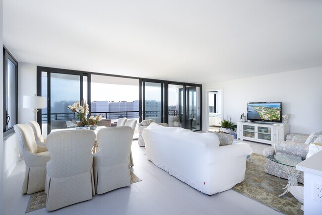 Foto del edificio - 3589 S Ocean Blvd