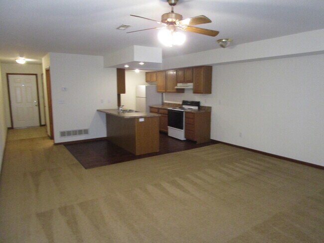 Foto del edificio - 4808 Meadow Lark Ln