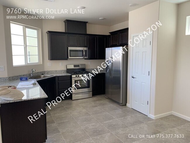 Building Photo - 9760 Silver Dollar Ln